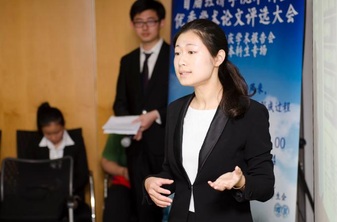 //www.renqiweb.com/dofiles/img/2016060191531515.jpg